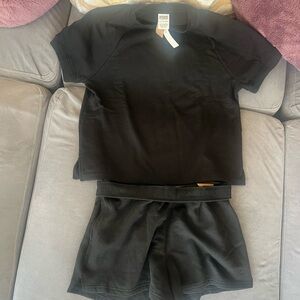 🖤 NWT Victoria's Secret Pink Sweatshirt and shorts FITS MEDIUM black